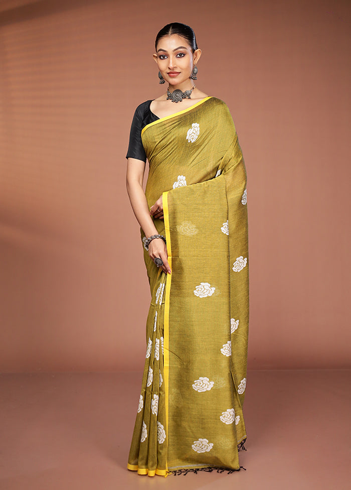 Green Matka Silk Saree With Blouse Piece