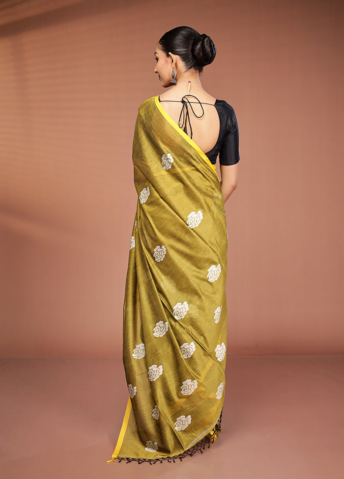 Green Matka Silk Saree With Blouse Piece