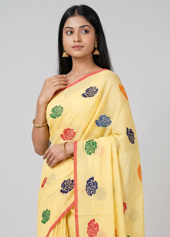 Cream Matka Silk Saree With Blouse Piece