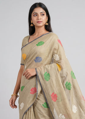 Cream Matka Silk Saree With Blouse Piece