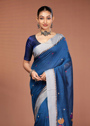 Blue Matka Silk Saree With Blouse Piece
