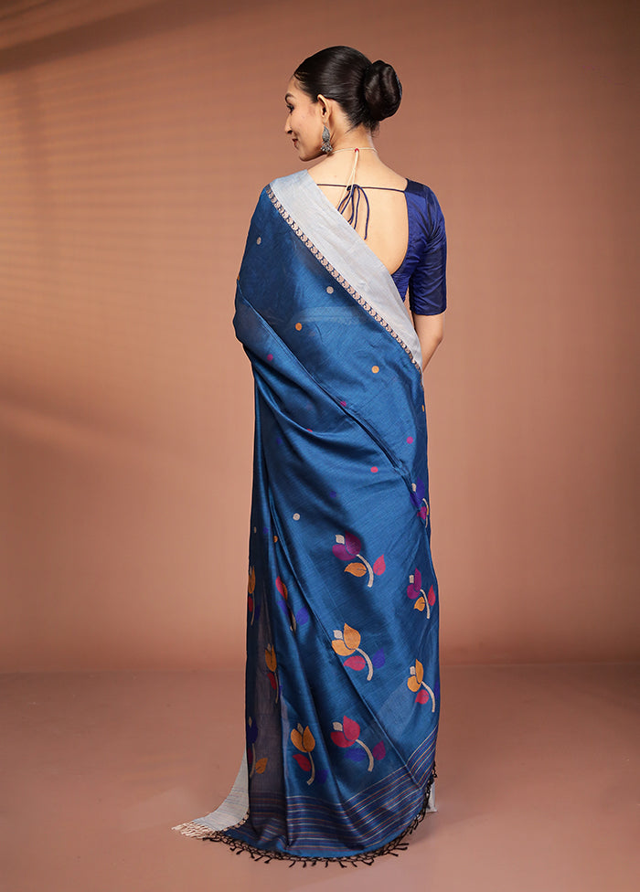 Blue Matka Silk Saree With Blouse Piece