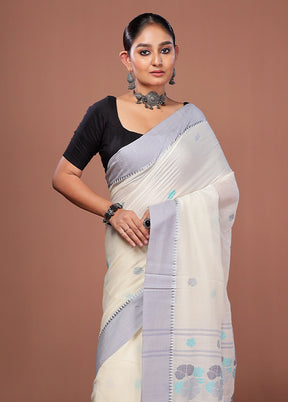 White Matka Silk Saree With Blouse Piece