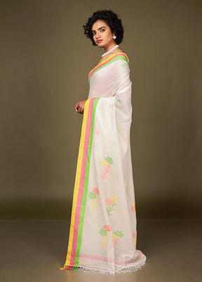 White Matka Silk Saree With Blouse Piece