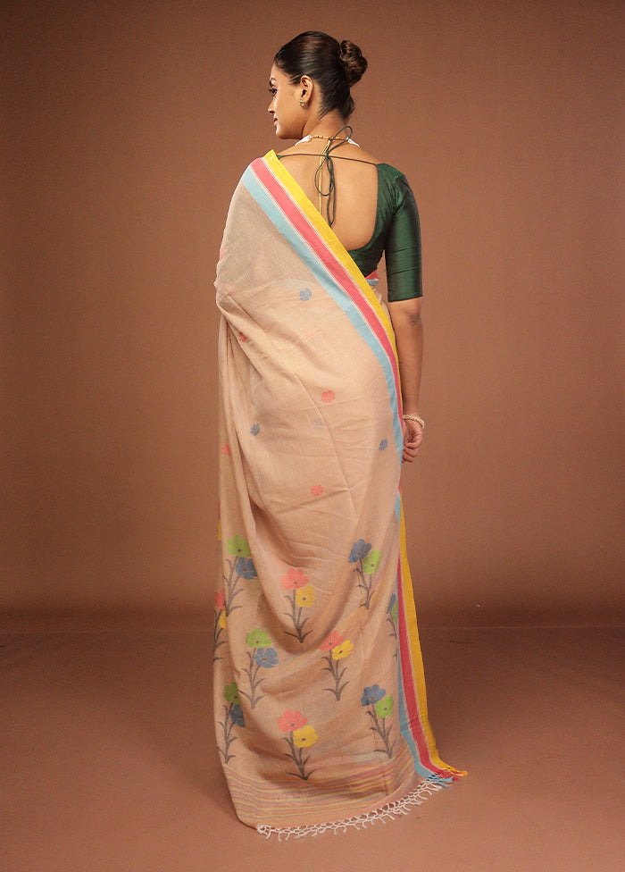 Cream Matka Silk Saree With Blouse Piece