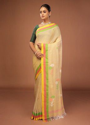 Cream Matka Silk Saree With Blouse Piece