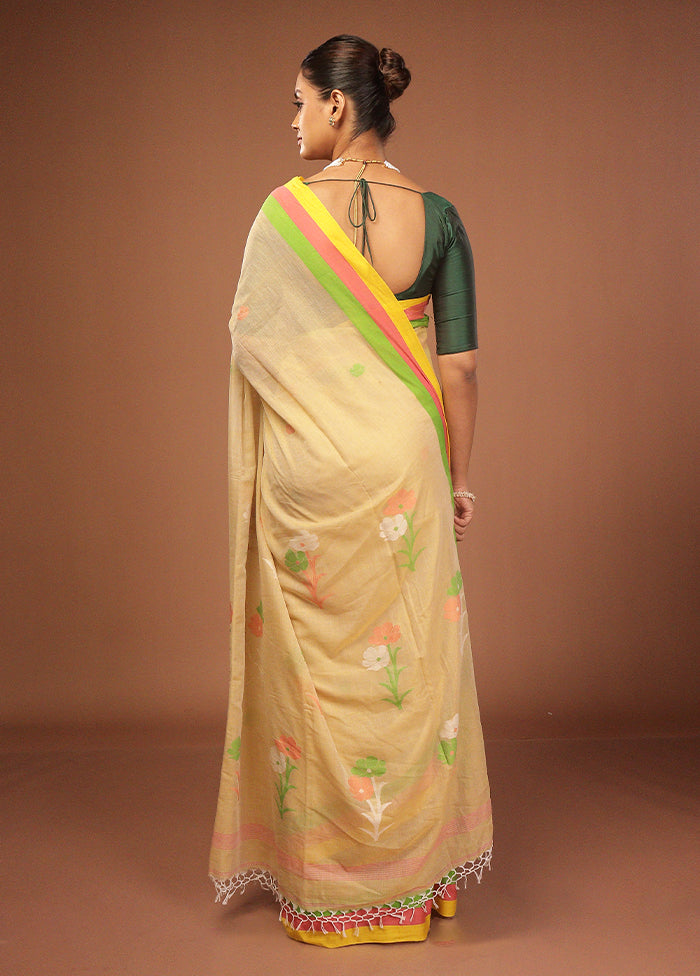 Cream Matka Silk Saree With Blouse Piece