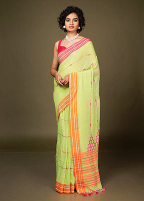 Green Matka Silk Saree Without Blouse Piece