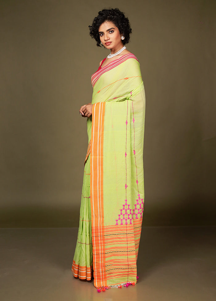 Green Matka Silk Saree Without Blouse Piece