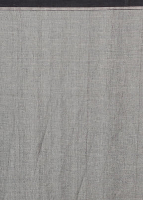 Grey Matka Silk Saree Without Blouse Piece
