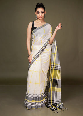 White Cotton Saree With Blouse Piece