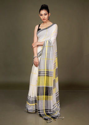 White Cotton Saree With Blouse Piece