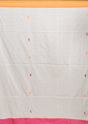 Cream Pure Cotton Saree With Blouse Piece