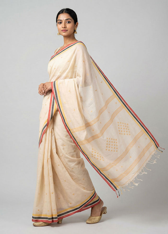 Cream Pure Cotton Saree With Blouse Piece