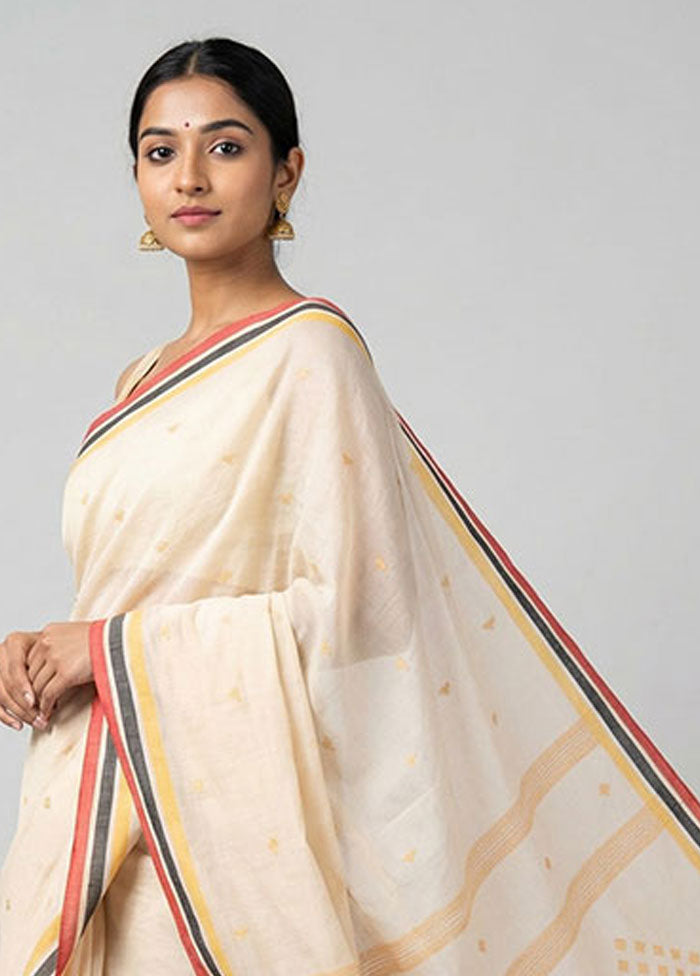 Cream Pure Cotton Saree With Blouse Piece