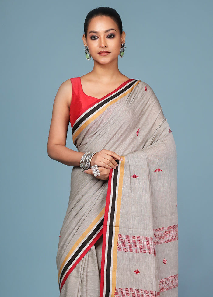 Cream Pure Cotton Saree With Blouse Piece