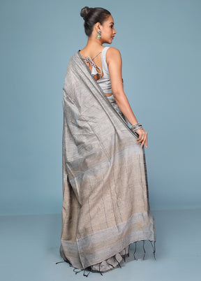 Grey Pure Cotton Saree With Blouse Piece
