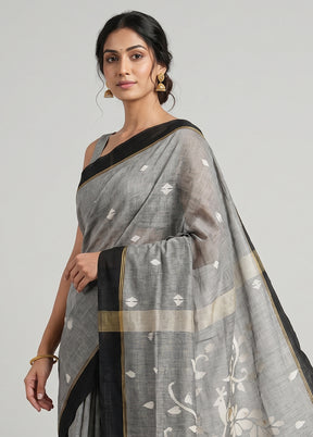 Grey Pure Cotton Saree With Blouse Piece