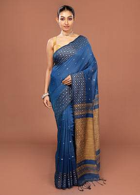 Blue Cotton Saree With Blouse Piece
