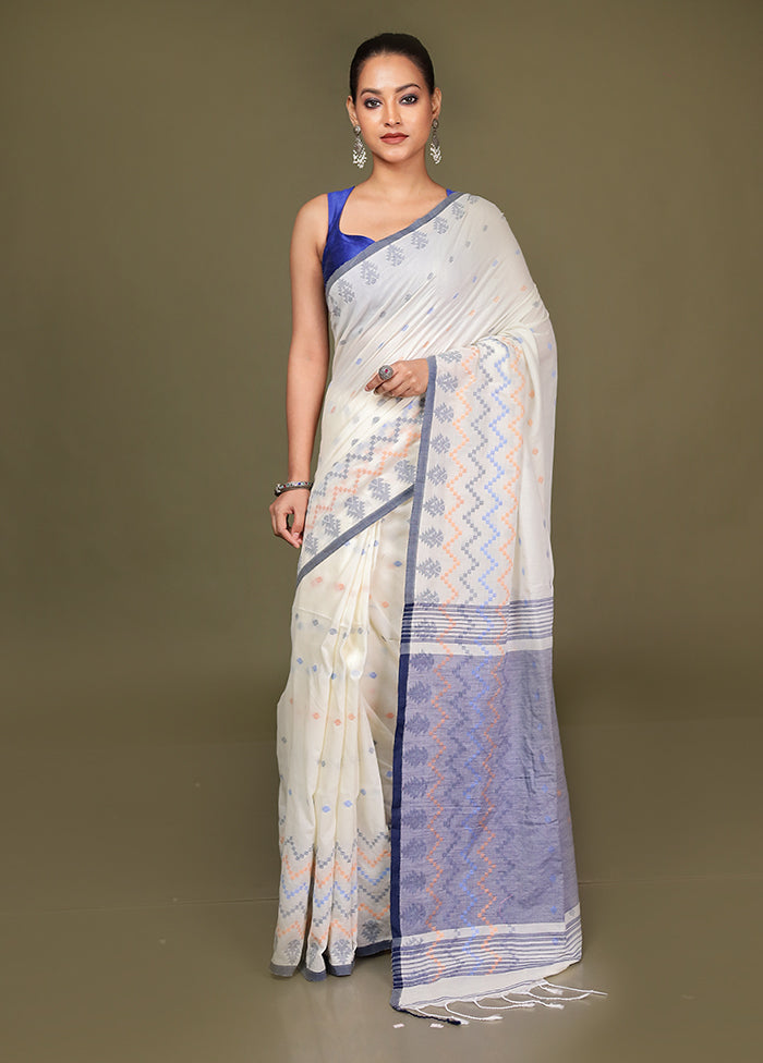 White Cotton Saree With Blouse Piece