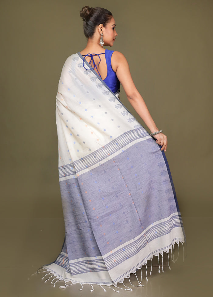 White Cotton Saree With Blouse Piece