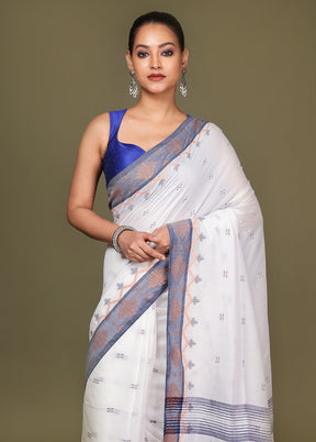 White Cotton Saree With Blouse Piece