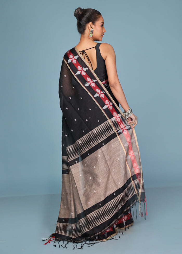 Cream Cotton Saree With Blouse Piece