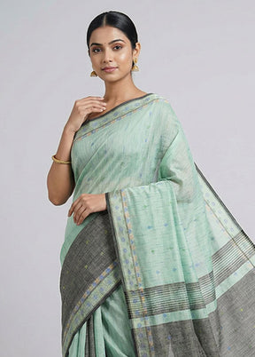 Green Cotton Saree With Blouse Piece