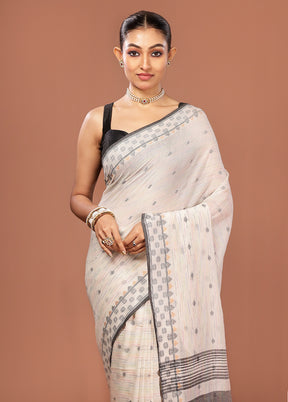 White Cotton Saree With Blouse Piece