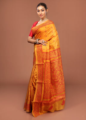 Yellow Kantha Stitch Pure Silk Saree With Blouse Piece