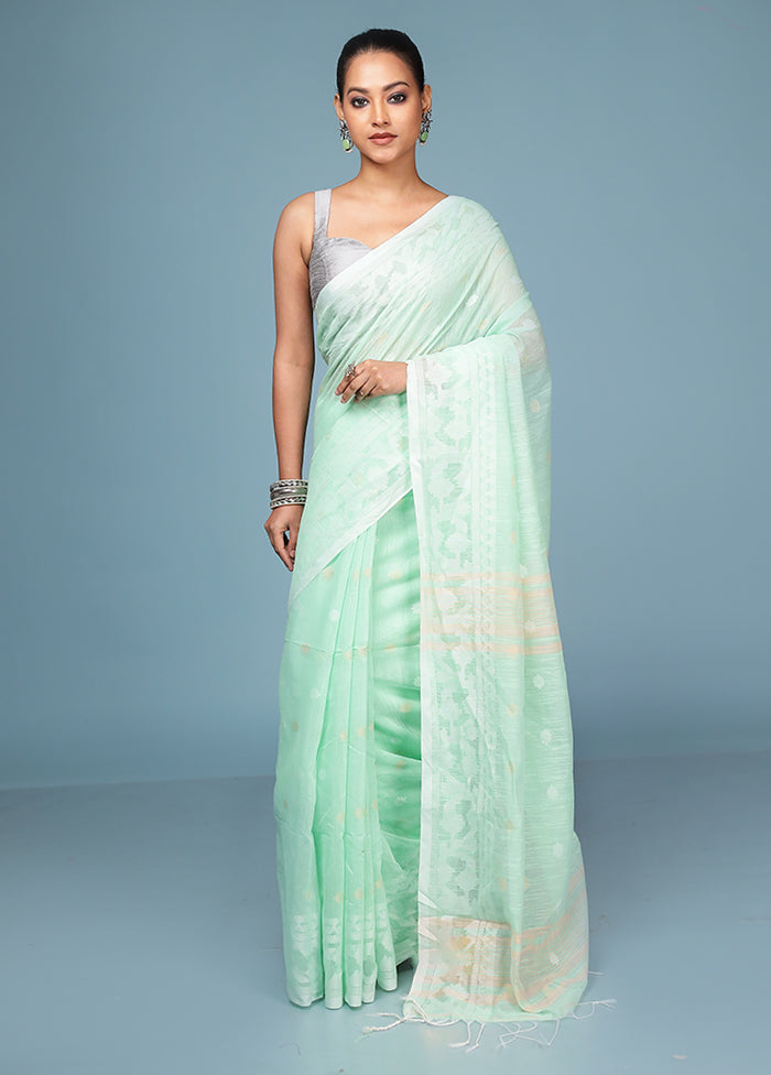 Green Matka Silk Saree With Blouse Piece