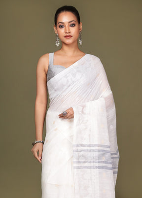 White Matka Silk Saree With Blouse Piece
