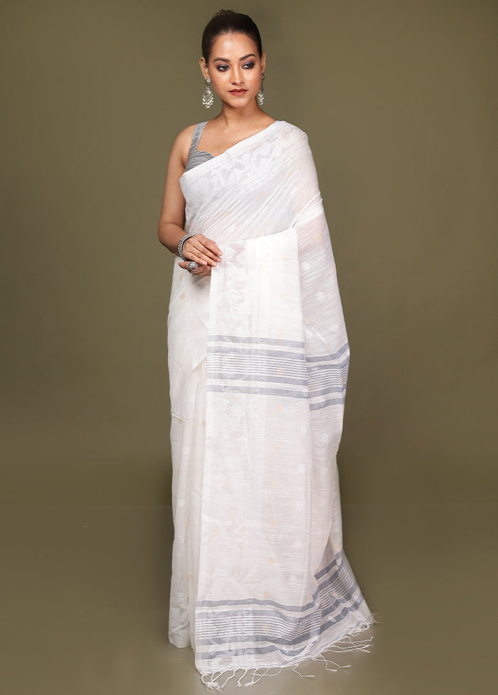 White Matka Silk Saree With Blouse Piece