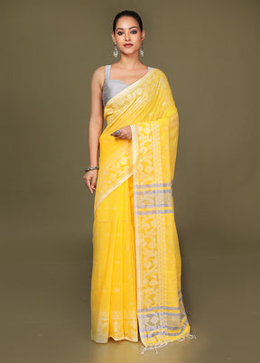 Yellow Matka Silk Saree With Blouse Piece