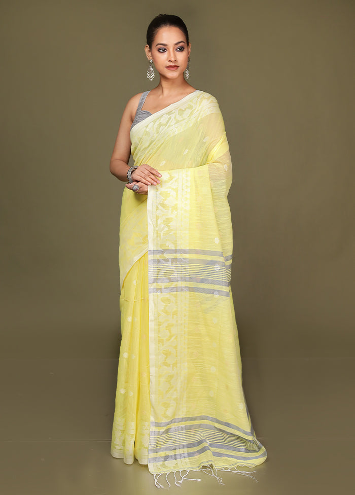 Yellow Matka Silk Saree With Blouse Piece