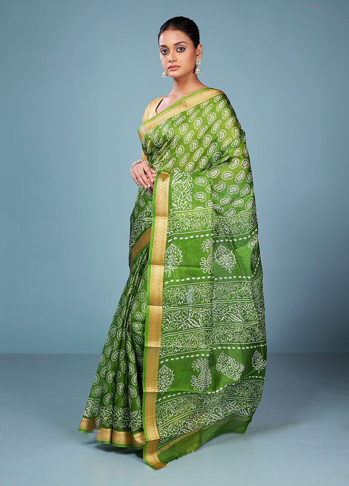 Green Printed Pure Silk Saree Without Blouse Piece