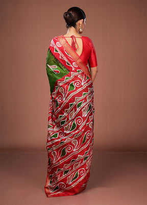 Green Printed Pure Silk Saree Without Blouse Piece