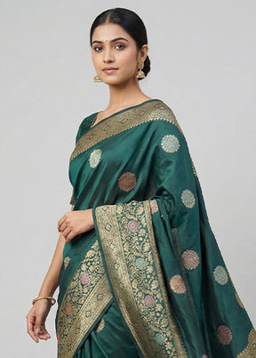 Green Dupion Silk Saree With Blouse Piece