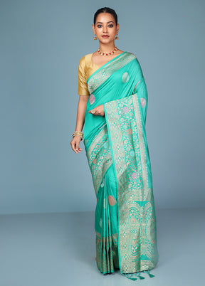 Green Dupion Silk Saree With Blouse Piece