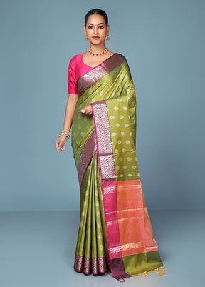 Green Dupion Silk Saree With Blouse Piece