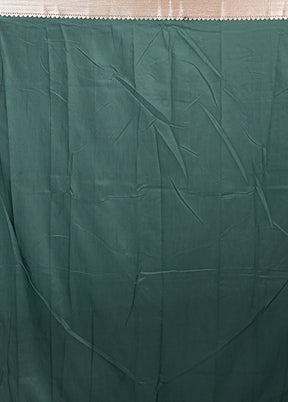 Green Cotton Saree With Blouse Piece