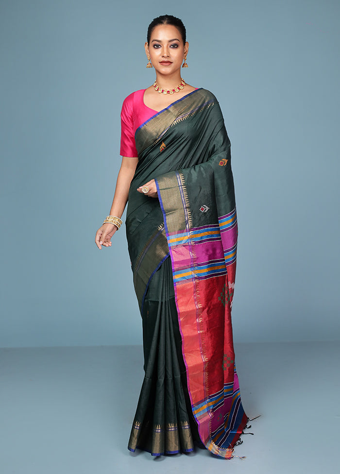 Pink Handloom Kanjivaram Pure Silk Saree With Blouse Piece