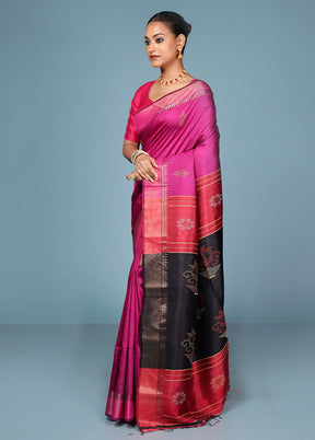Pink Handloom Kanjivaram Pure Silk Saree With Blouse Piece