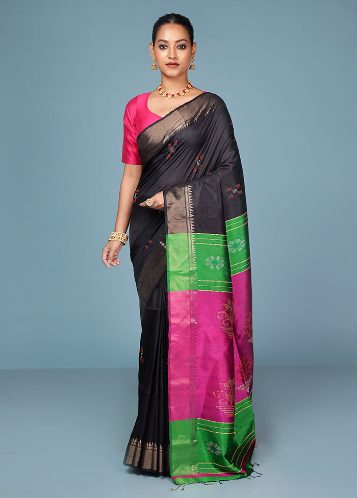 Green Handloom Kanjivaram Pure Silk Saree With Blouse Piece