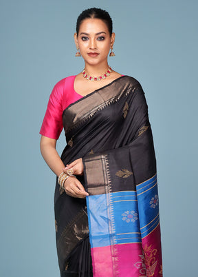 Black Handloom Kanjivaram Pure Silk Saree With Blouse Piece