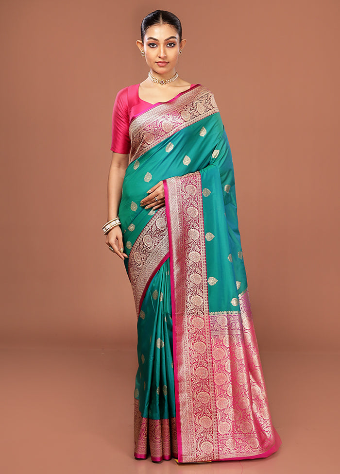 Green Uppada Silk Saree With Blouse Piece