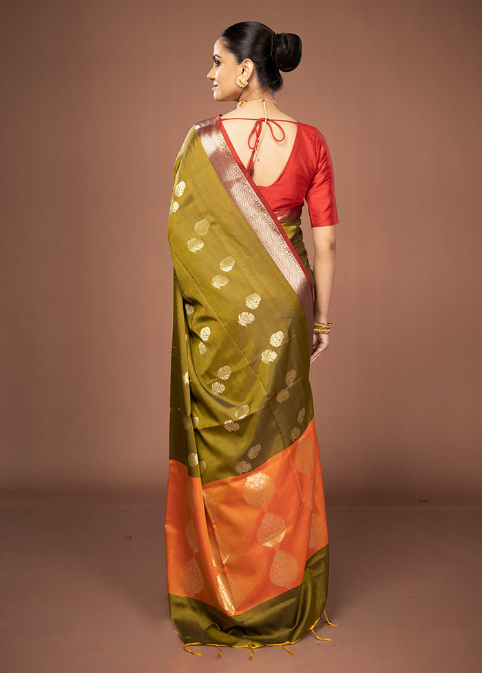 Green Dupion Silk Saree With Blouse Piece