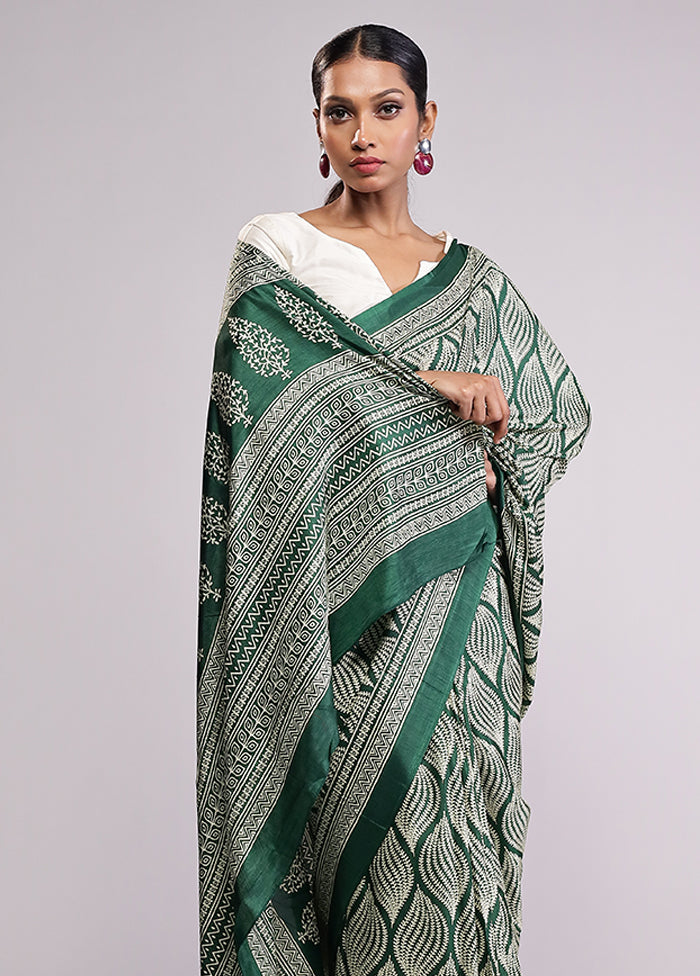 Green Printed Silk Saree Without Blouse Piece