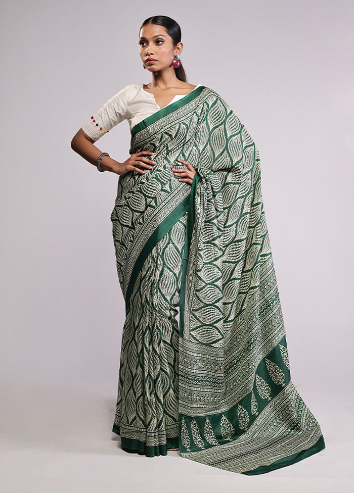 Green Printed Silk Saree Without Blouse Piece