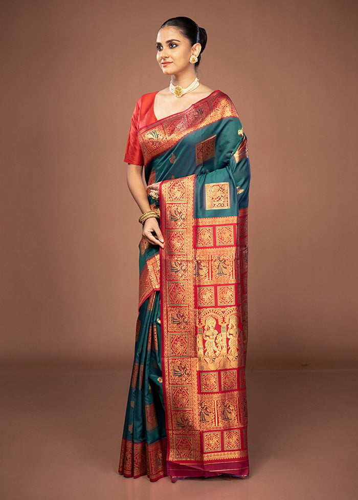 Green Dupion Silk Saree With Blouse Piece